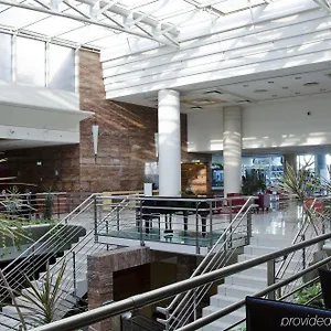 Отель Vip Executive Entrecampos & Conference